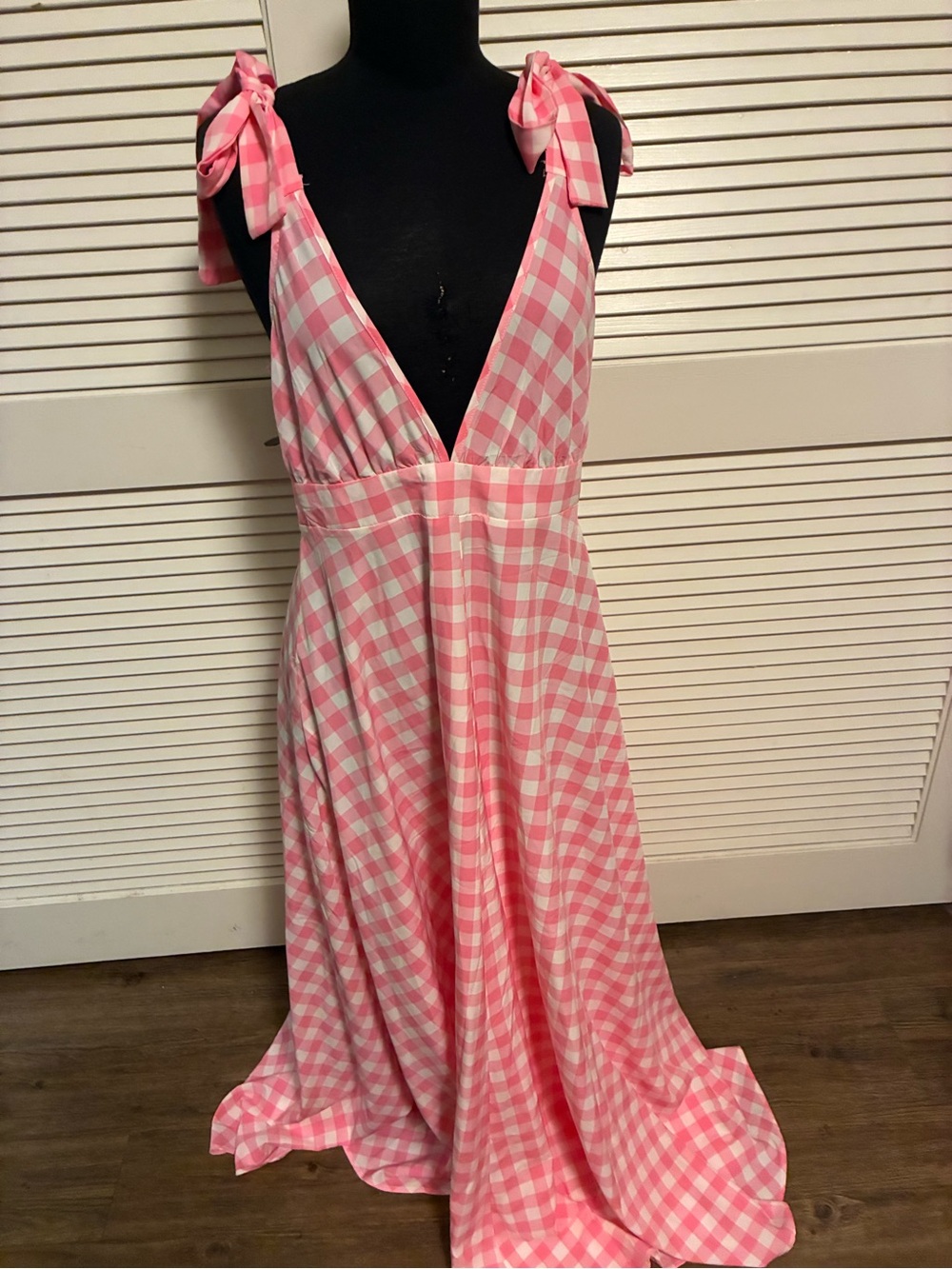 Boohoo Pink and White Gingham Tie-Shoulder Maxi Dress